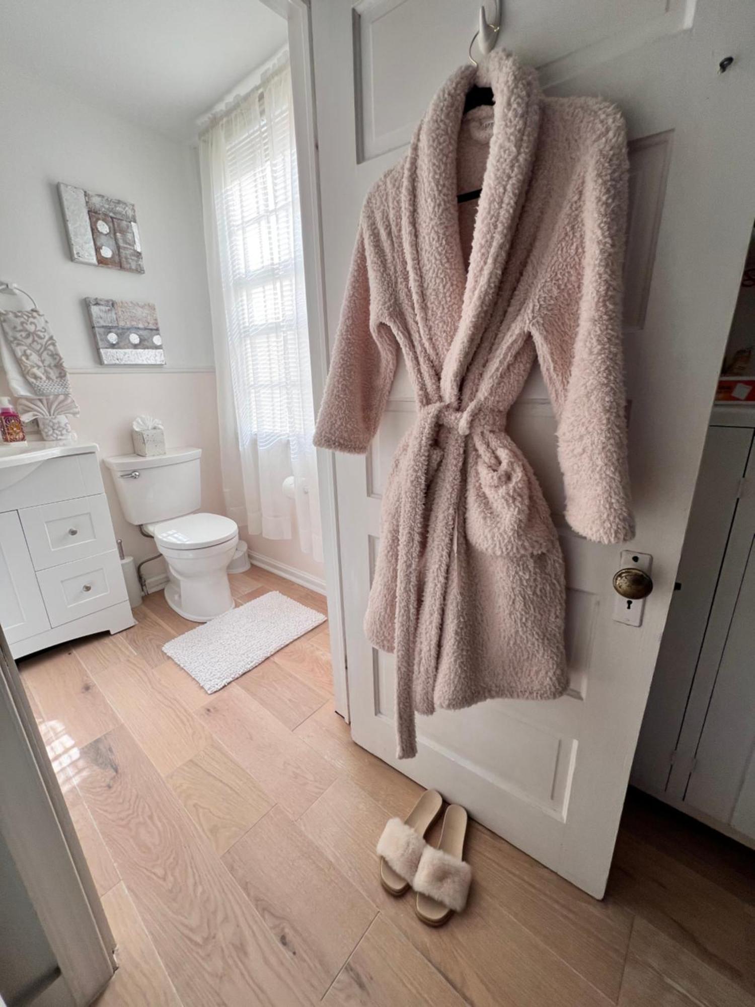 Across The Inn Entire Colonial House With Lovely Porch & Extremely Fast Wi-Fi Washington 외부 사진